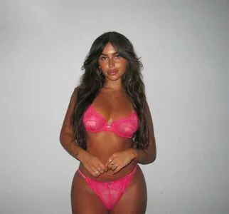 Claudia Tihan #ML7VyfeK33