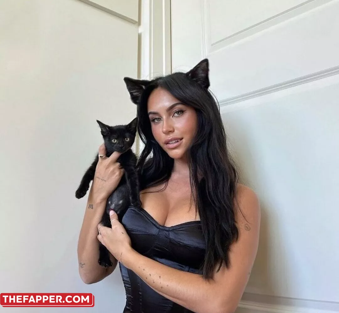 Claudia Tihan  Onlyfans Leaked Nude Image #RAEEJ0UK0a