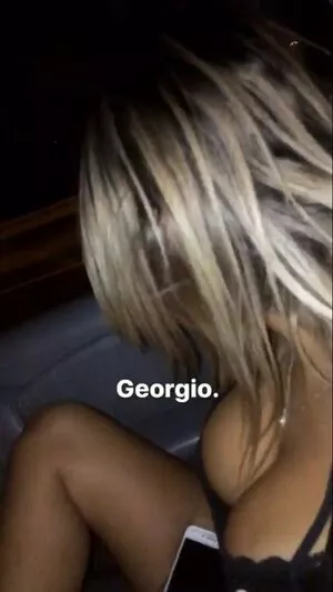 Coral Sharon Onlyfans Leaked Nude Image #0kBJm1D0is