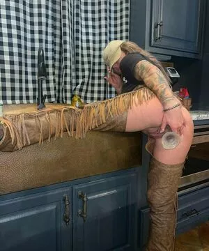 Countrybadasstay Onlyfans Leaked Nude Image #xhuc8lvg3p