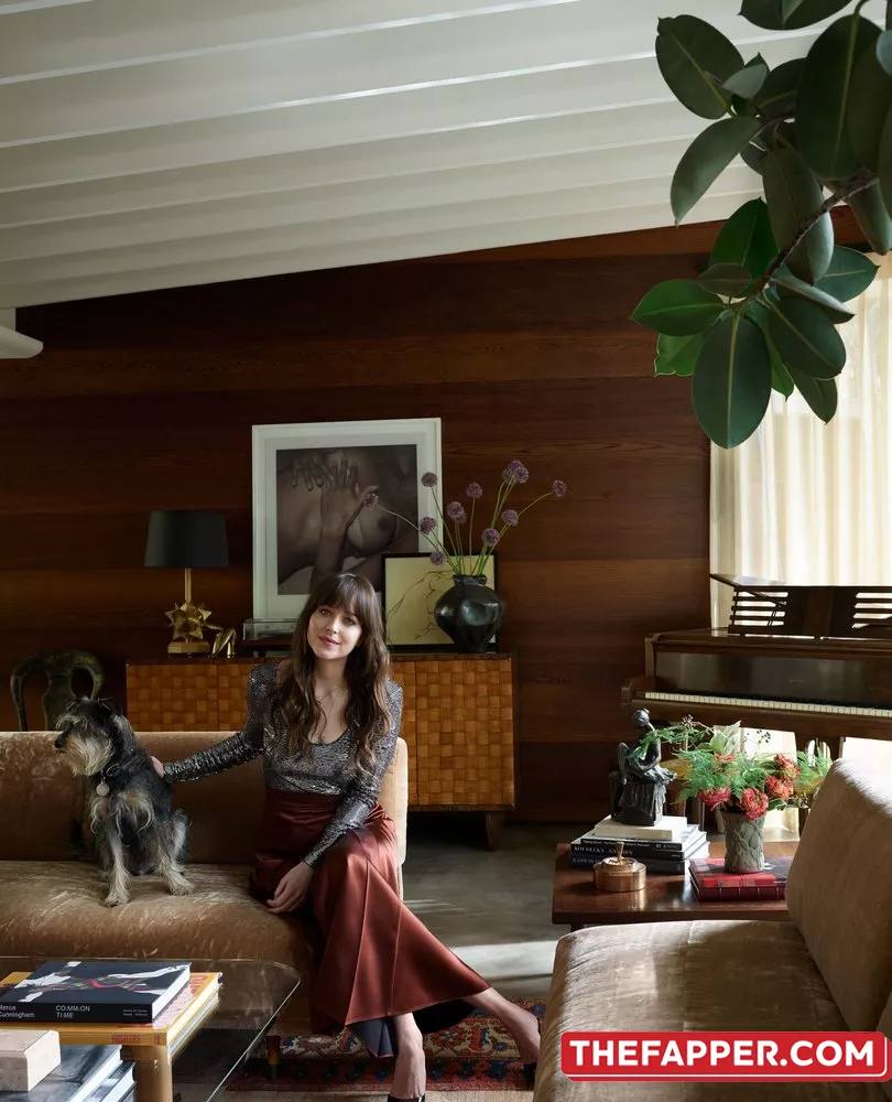 Dakota Johnson  Onlyfans Leaked Nude Image #pN0cE1s7Cz