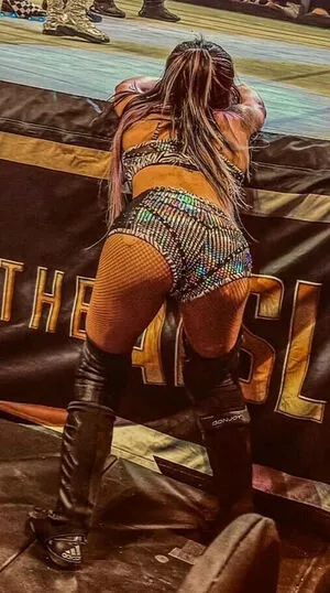 Dakota Kai #L7KBhraxrL