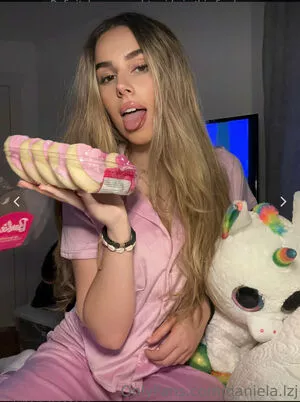 Danielalzj Onlyfans Leaked Nude Image #DLc9nsju6L