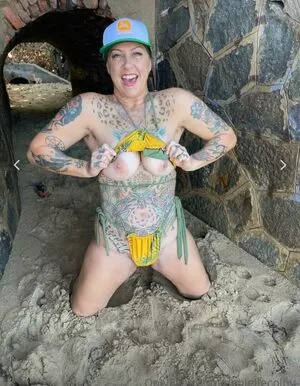 Danielle Colby #KHIzrYHPPJ