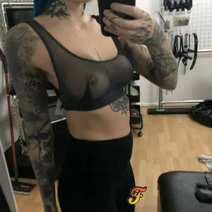 Depop Wins Onlyfans Leaked Nude Image #SENZAPOECv