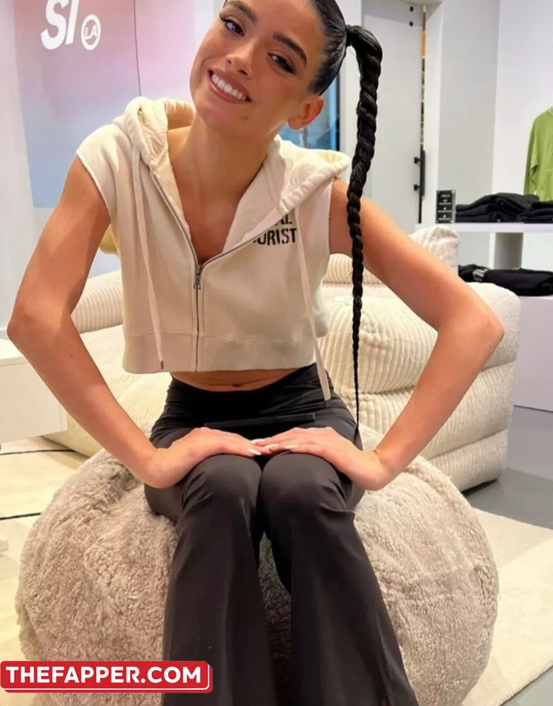 Dixie D'amelio  Onlyfans Leaked Nude Image #EorfHyr97f