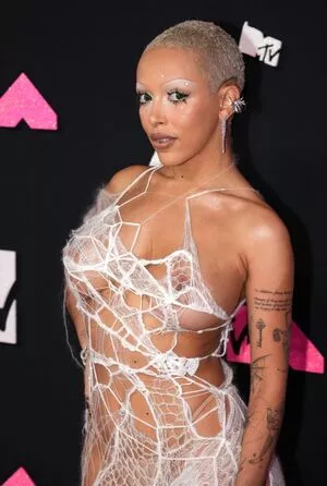 Doja Cat Onlyfans Leaked Nude Image #0hANixnyo2