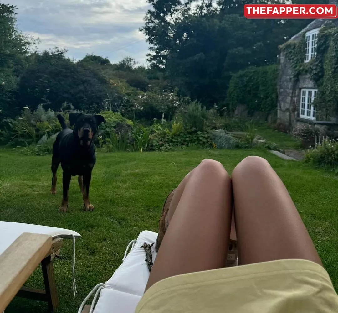 Dua Lipa  Onlyfans Leaked Nude Image #4Nk8mW52GJ