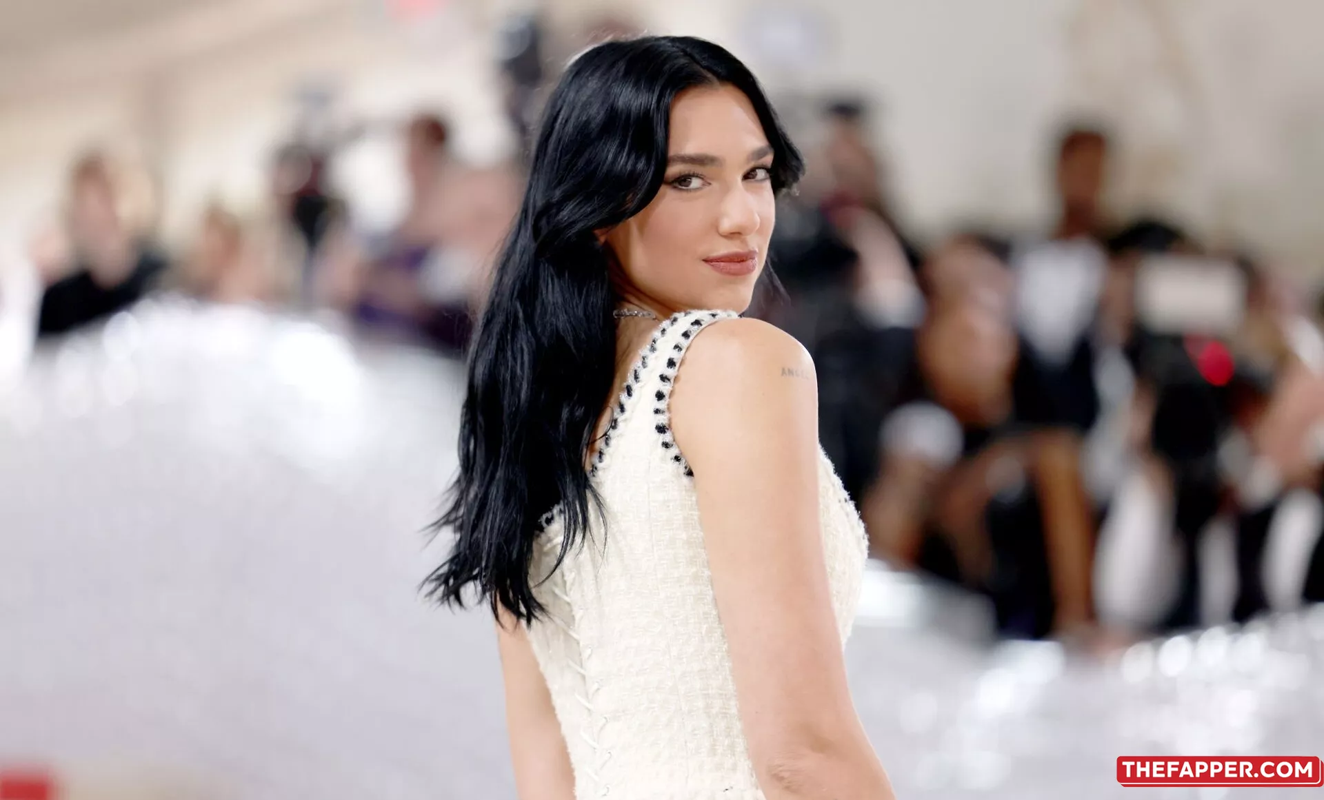 Dua Lipa  Onlyfans Leaked Nude Image #UMOilyaWuz