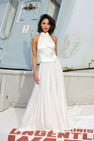 Eiza Gonzalez #mgW865kke4