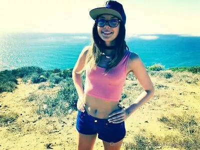 Elenakoshkaxoxo #XfBpdJrQk0