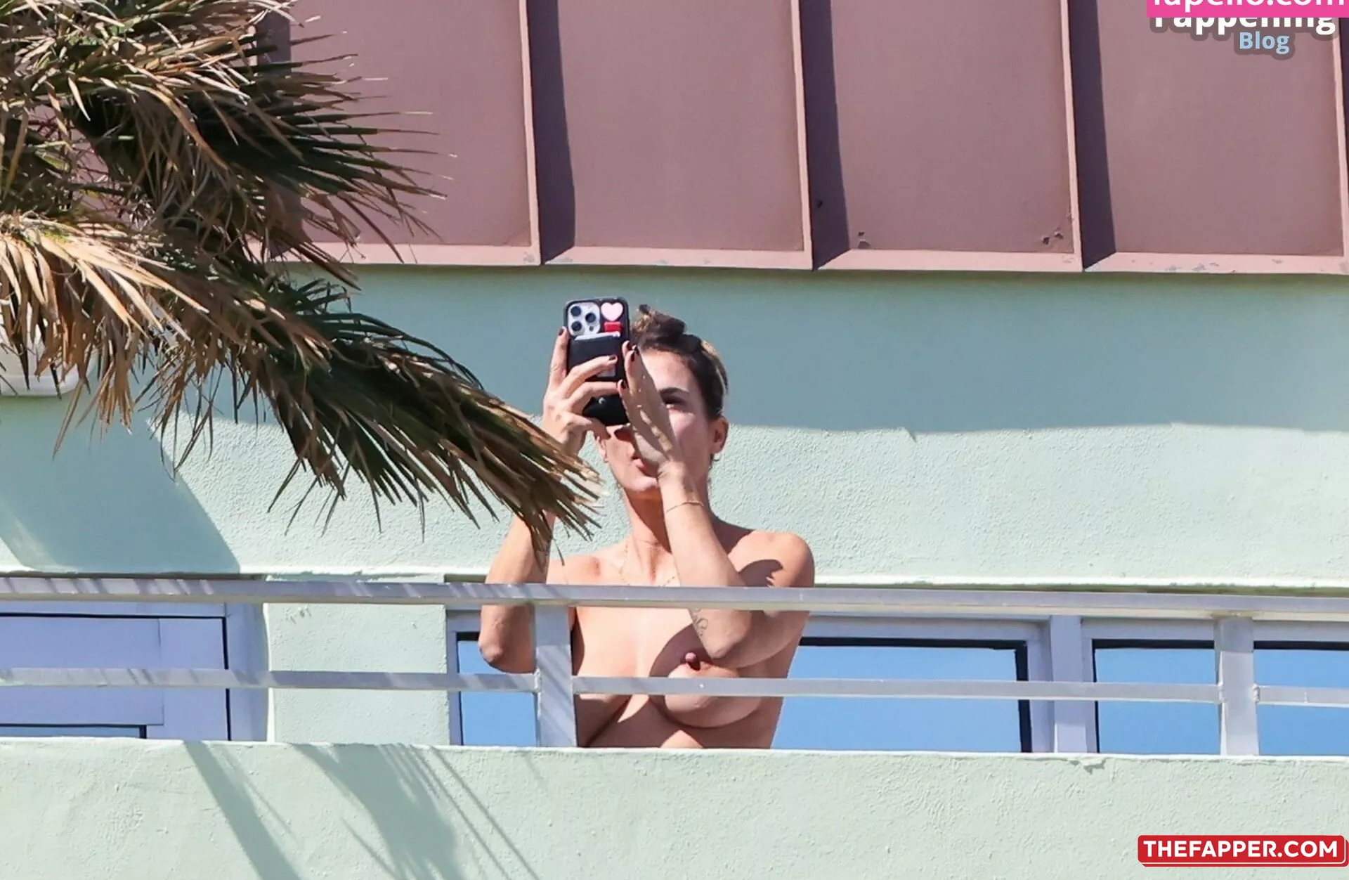 Elisabetta Canalis  Onlyfans Leaked Nude Image #LgF5mjpACA