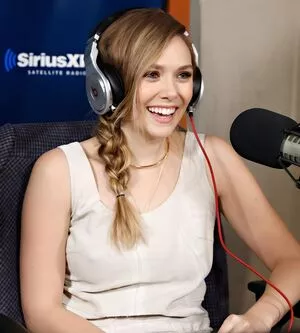 Elizabeth Olsen #0Avm59yAI1