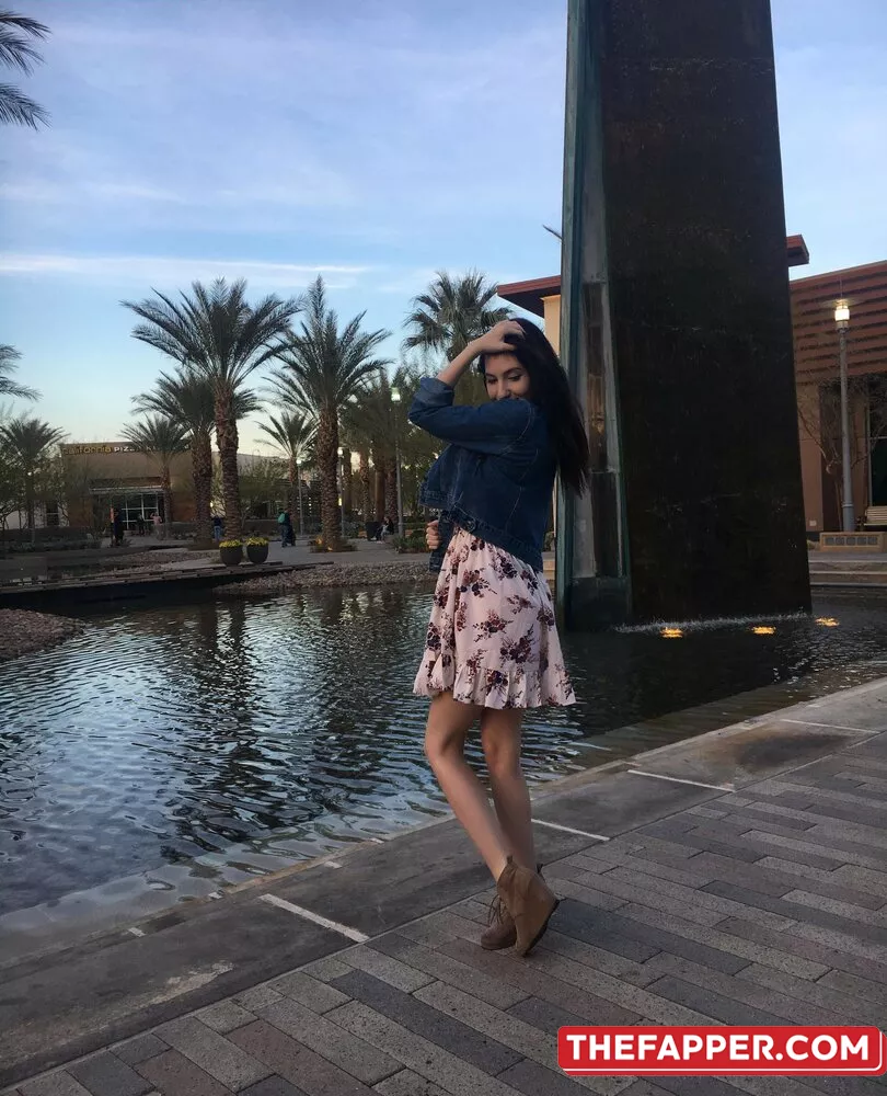 Elizabeth Reed  Onlyfans Leaked Nude Image #tFJq96B4KU