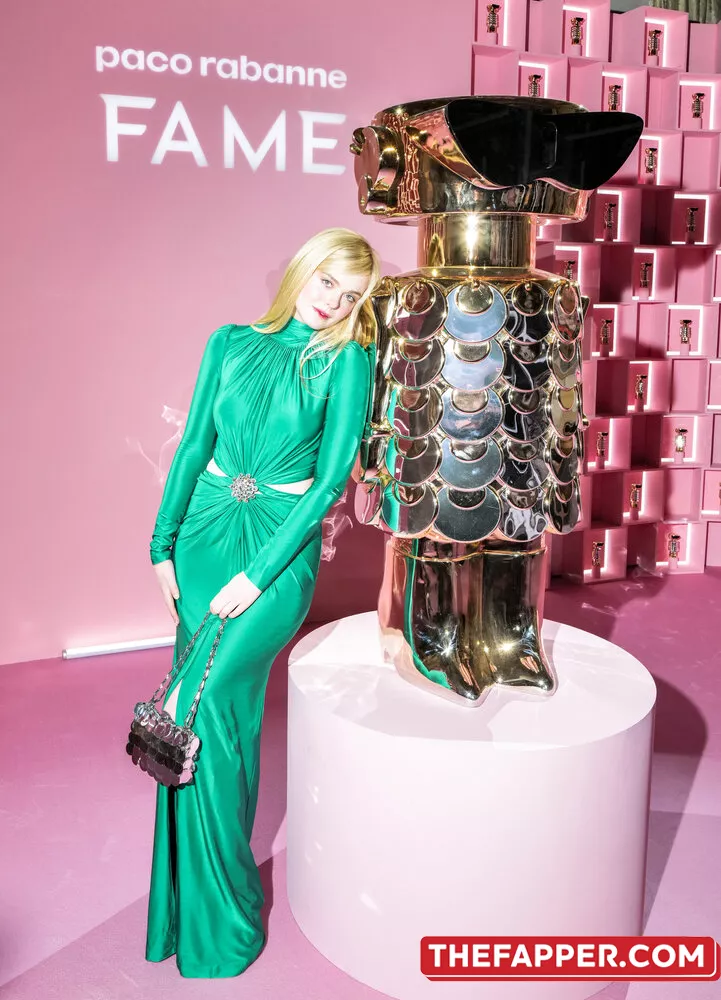 Elle Fanning  Onlyfans Leaked Nude Image #1HBorcAUTW