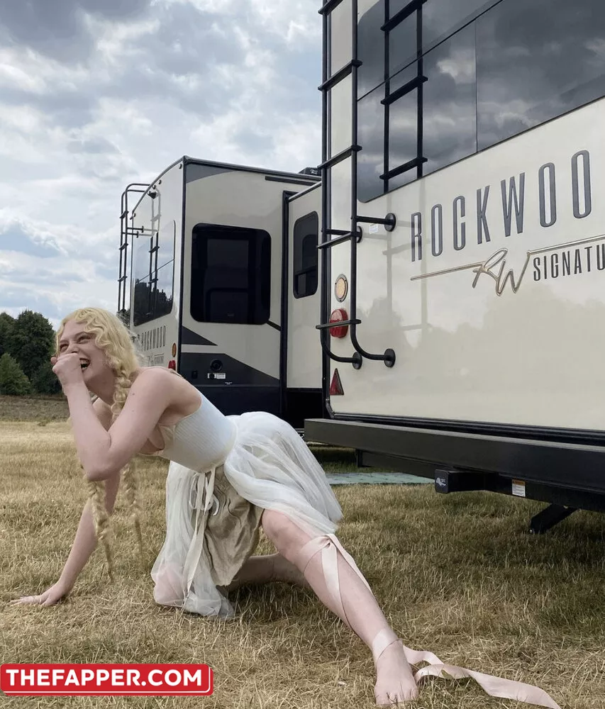 Elle Fanning  Onlyfans Leaked Nude Image #2pfnRIMcgr