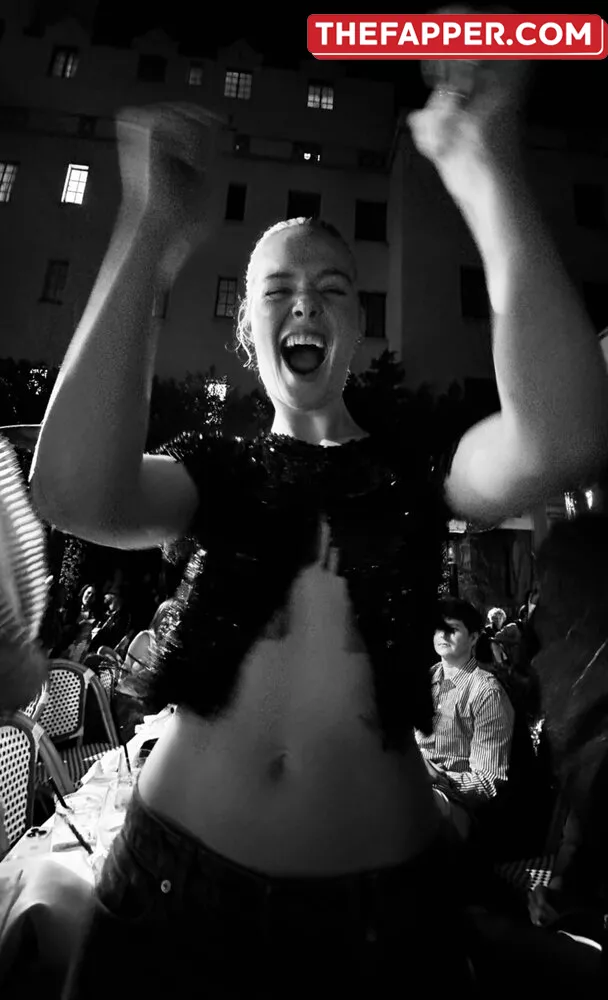 Elle Fanning  Onlyfans Leaked Nude Image #4guc7TJ5CJ