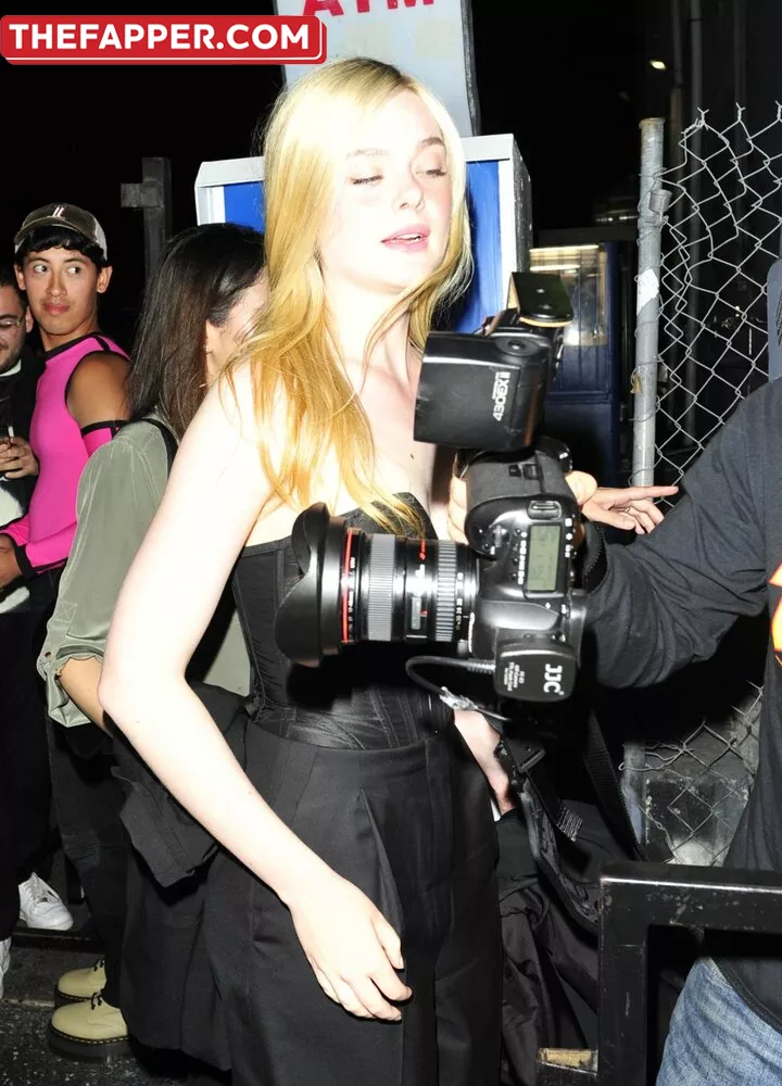 Elle Fanning  Onlyfans Leaked Nude Image #6UW4PE2TlV