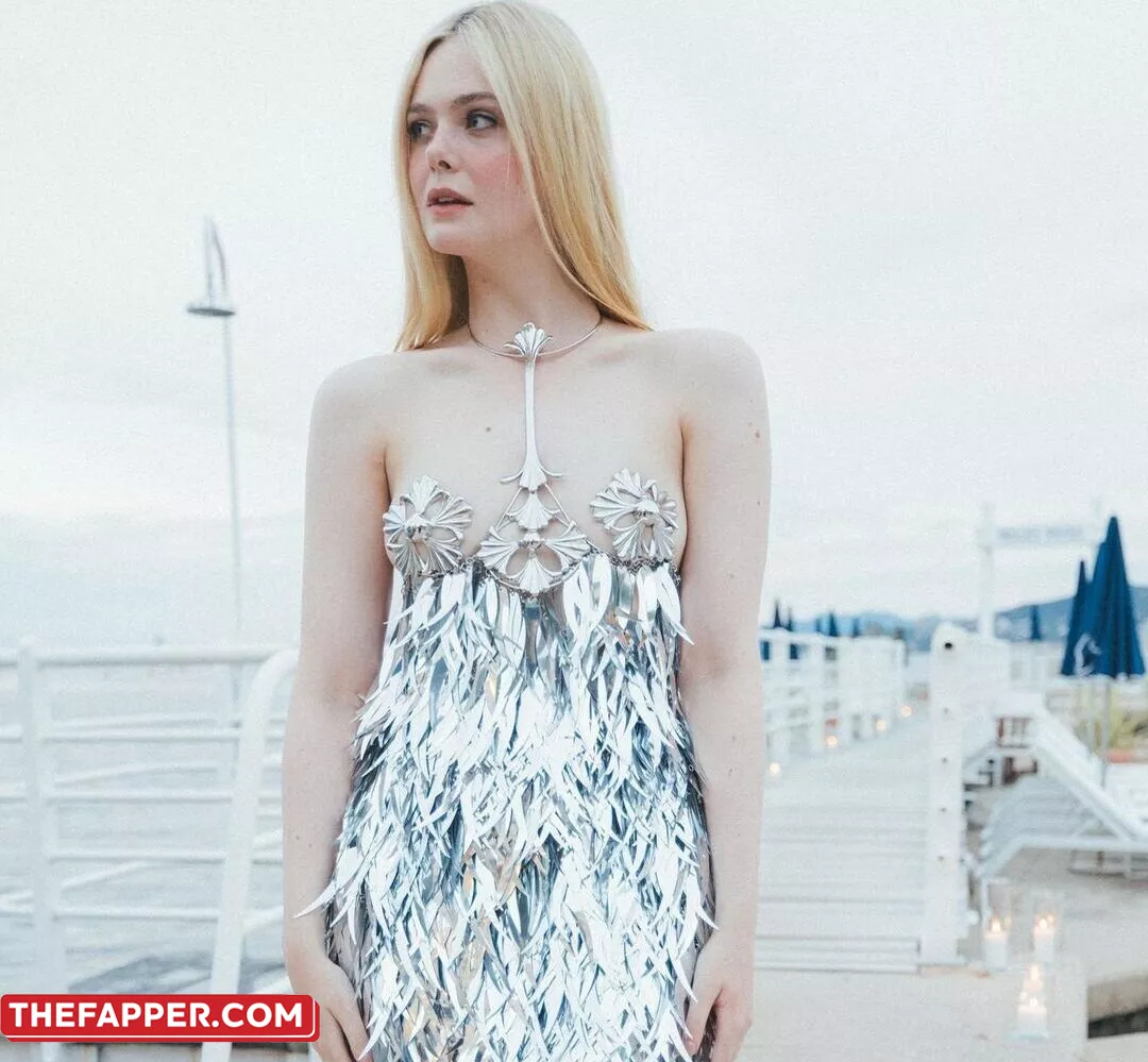 Elle Fanning  Onlyfans Leaked Nude Image #DzhEtcx3P1