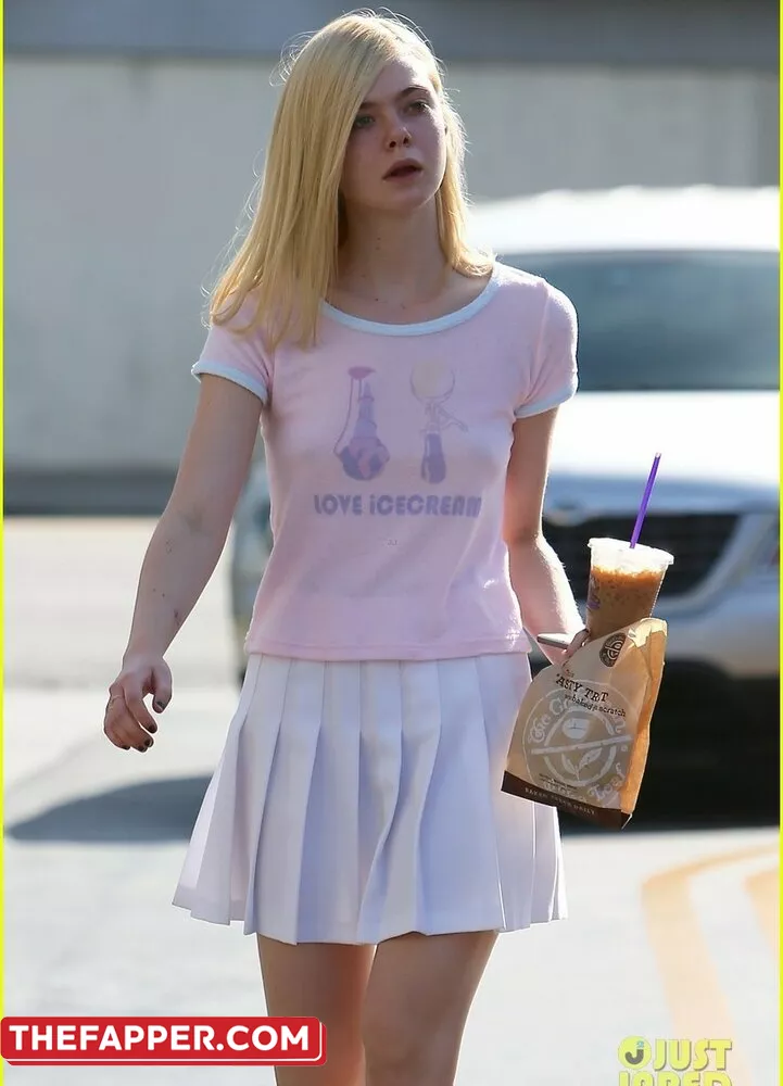 Elle Fanning  Onlyfans Leaked Nude Image #IArwN67gb0