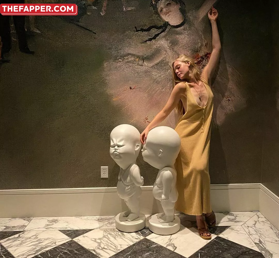 Elle Fanning  Onlyfans Leaked Nude Image #Il9iT9hYce
