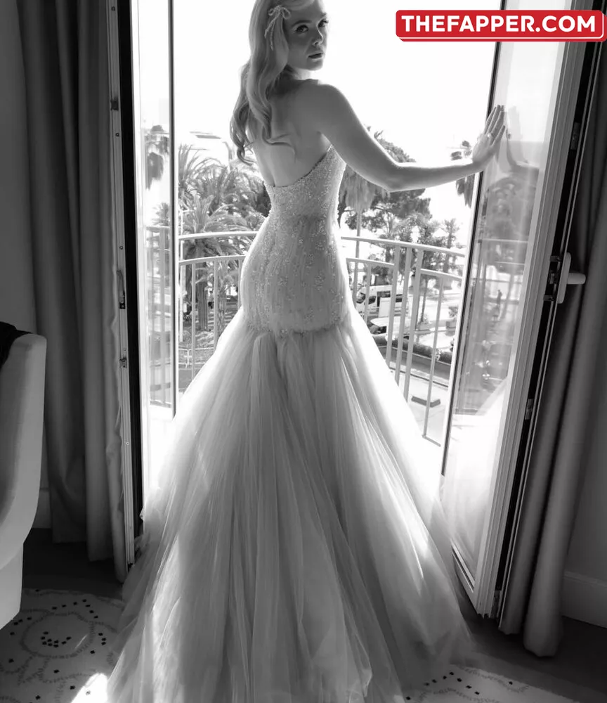 Elle Fanning  Onlyfans Leaked Nude Image #IrMnJFAFnY