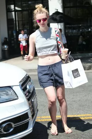 Elle Fanning Onlyfans Leaked Nude Image #K0mp0GRLid