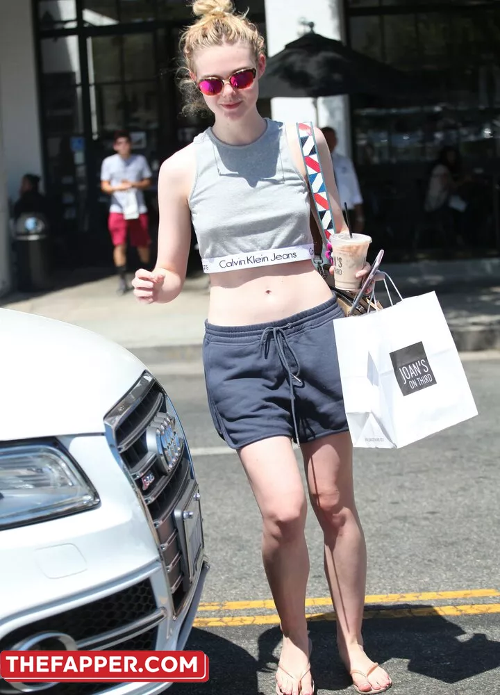 Elle Fanning  Onlyfans Leaked Nude Image #K0mp0GRLid