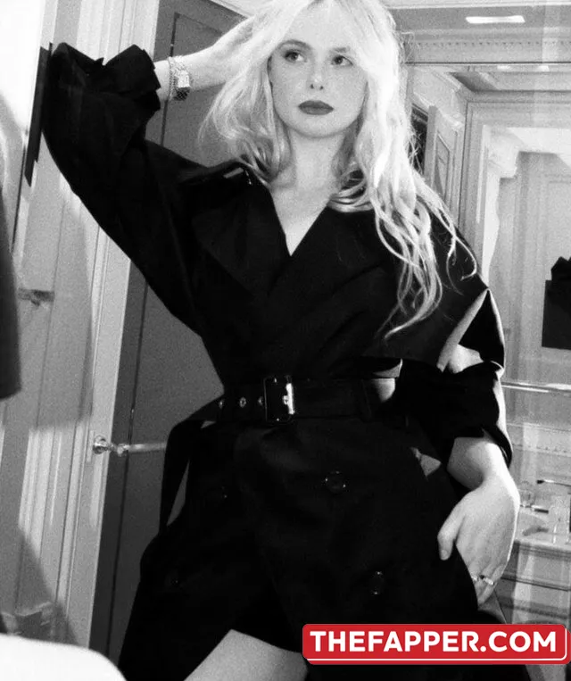 Elle Fanning  Onlyfans Leaked Nude Image #L8Q03kiChi