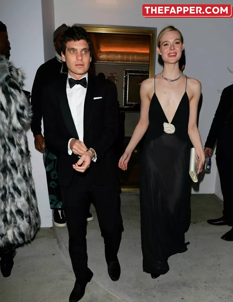 Elle Fanning  Onlyfans Leaked Nude Image #LIfaj8yTo8