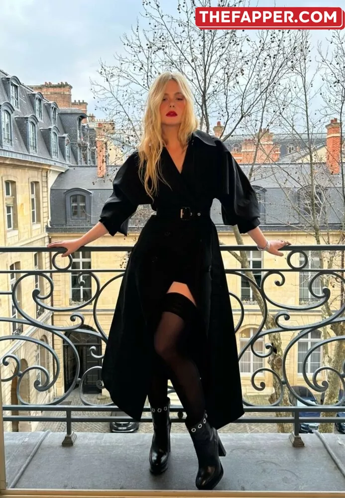 Elle Fanning  Onlyfans Leaked Nude Image #LSak5XkpvQ