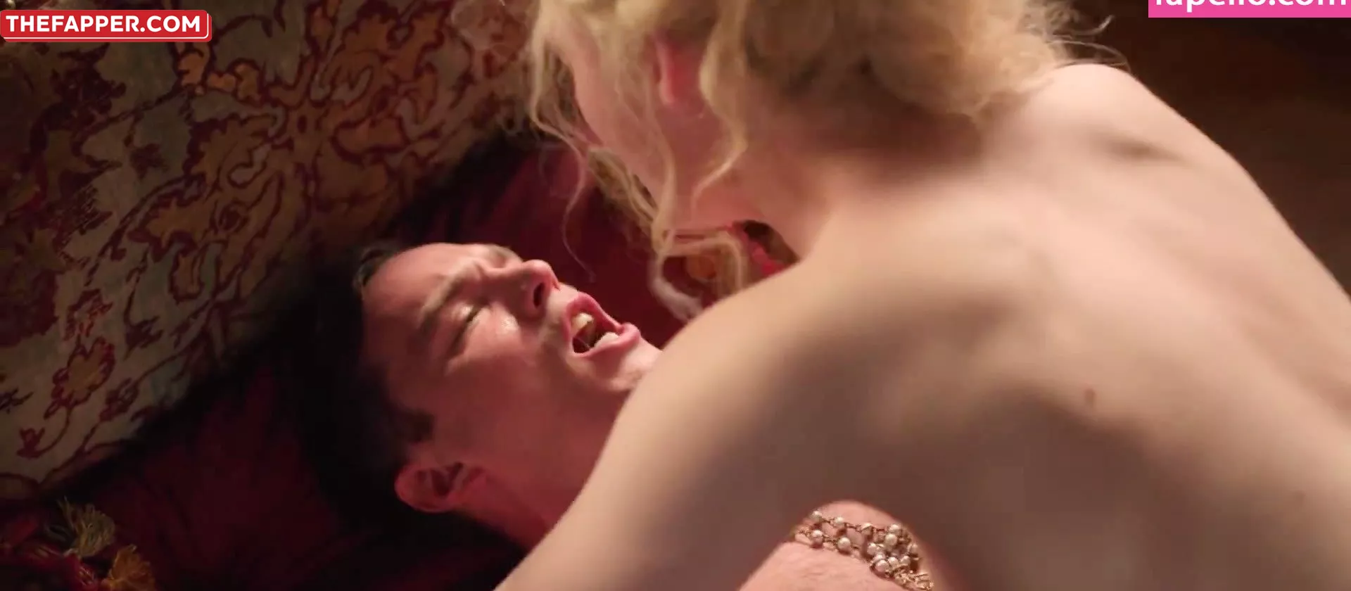 Elle Fanning  Onlyfans Leaked Nude Image #QxHWresxKj