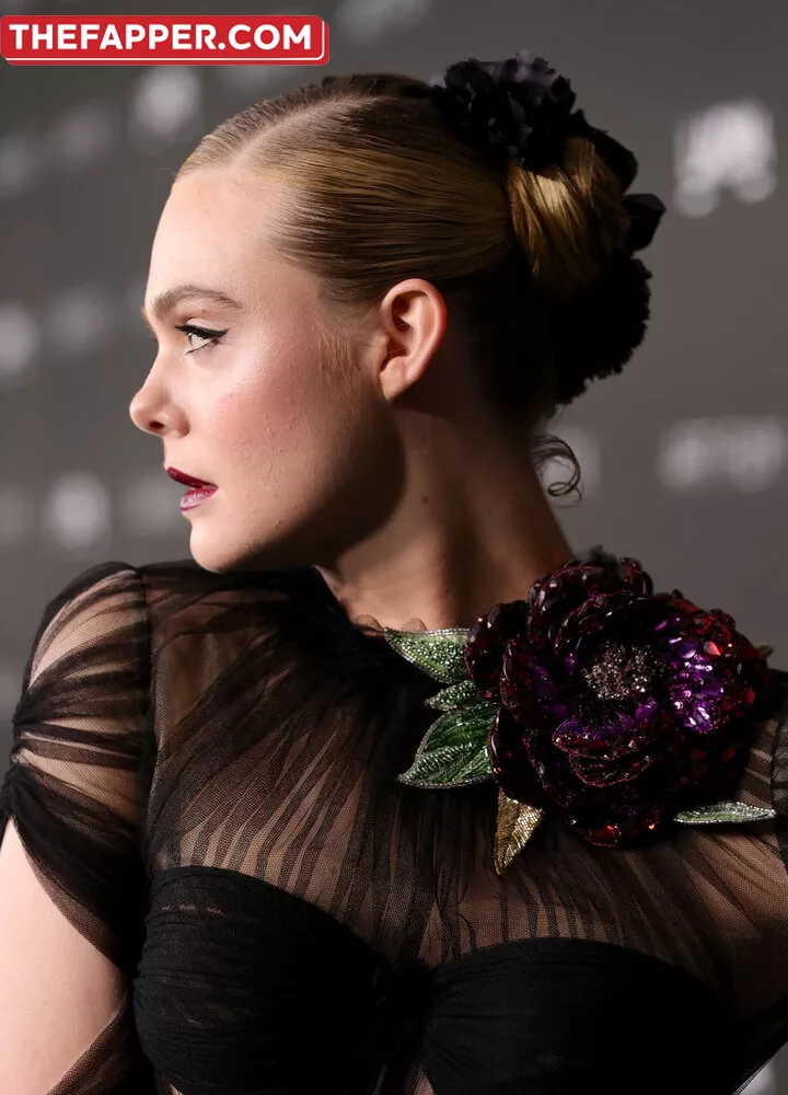Elle Fanning  Onlyfans Leaked Nude Image #S61iMkW019