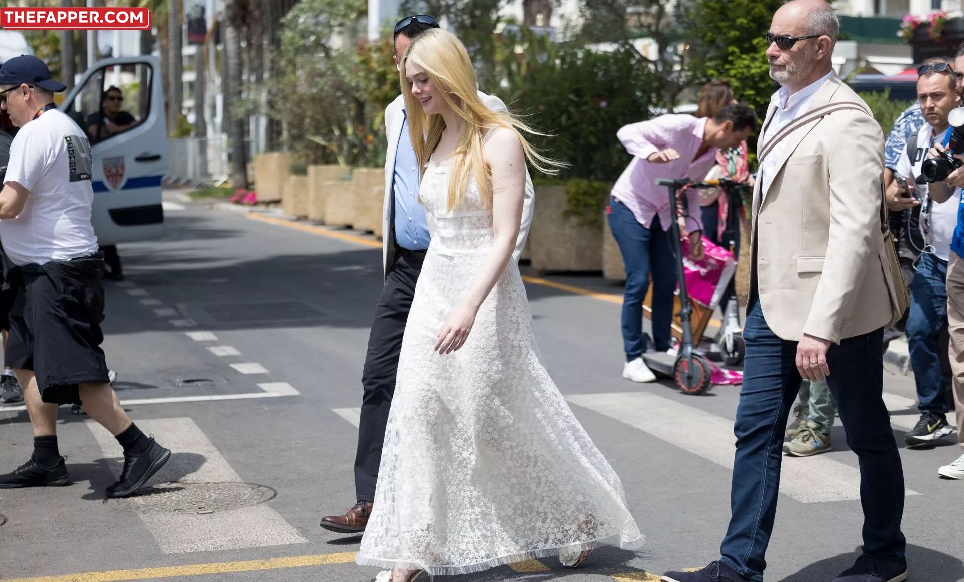 Elle Fanning  Onlyfans Leaked Nude Image #SMECC2WgY6