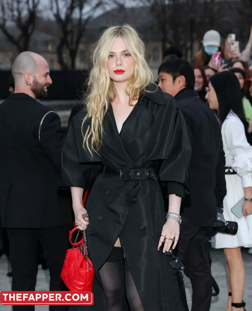 Elle Fanning  Onlyfans Leaked Nude Image #SZxakK4uTm
