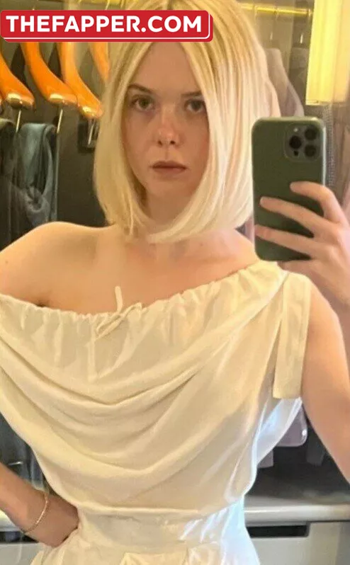 Elle Fanning  Onlyfans Leaked Nude Image #V1Ujla8x5D