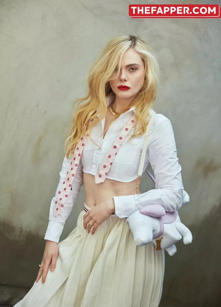 Elle Fanning  Onlyfans Leaked Nude Image #WzJwujUK7H