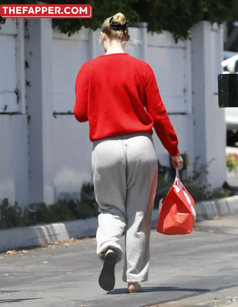 Elle Fanning  Onlyfans Leaked Nude Image #gfi2rrjTiA