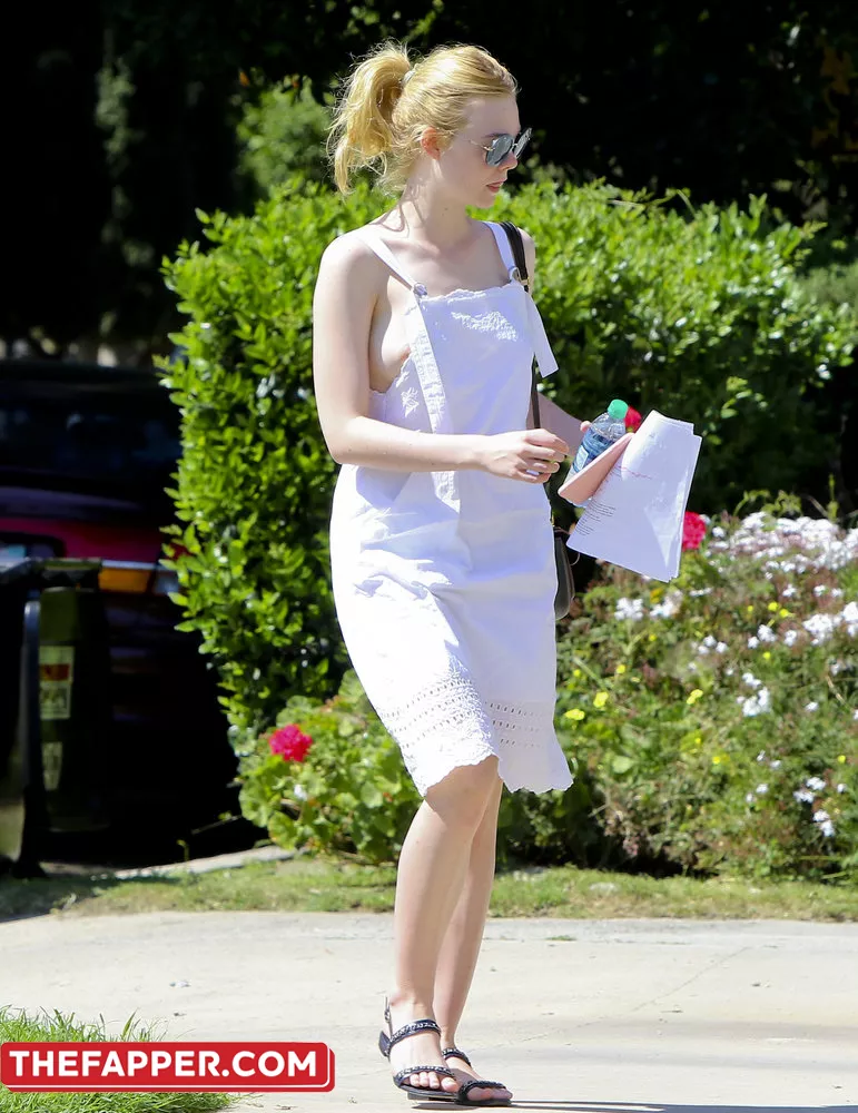 Elle Fanning  Onlyfans Leaked Nude Image #gtRJ5jZgBE