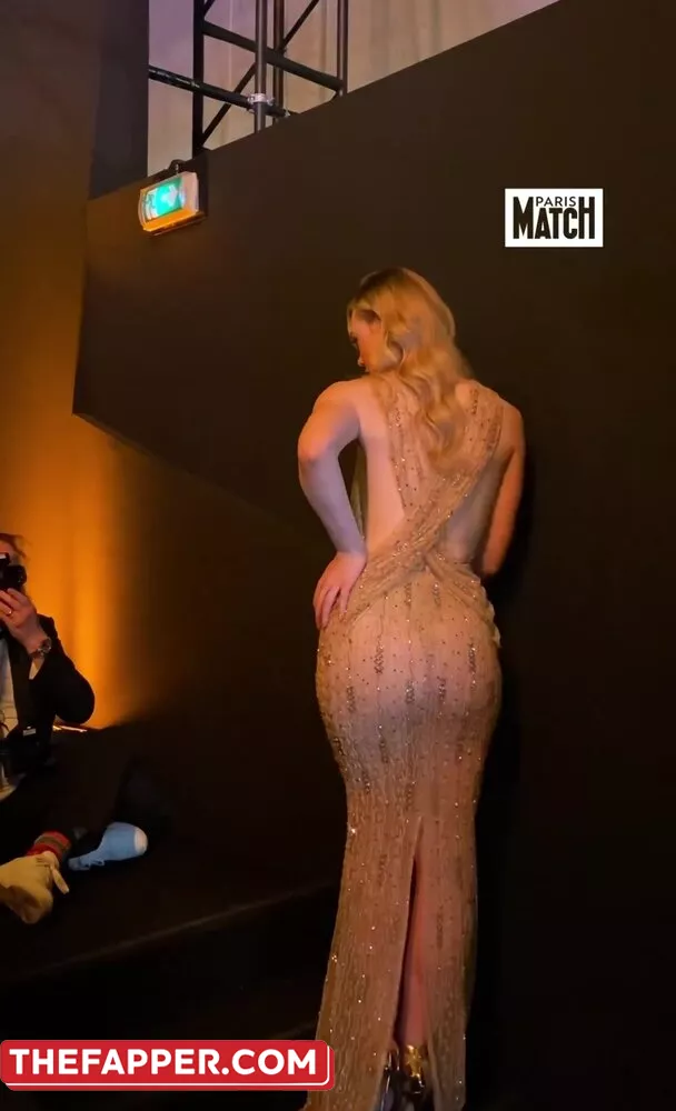 Elle Fanning  Onlyfans Leaked Nude Image #laKE3MyREJ