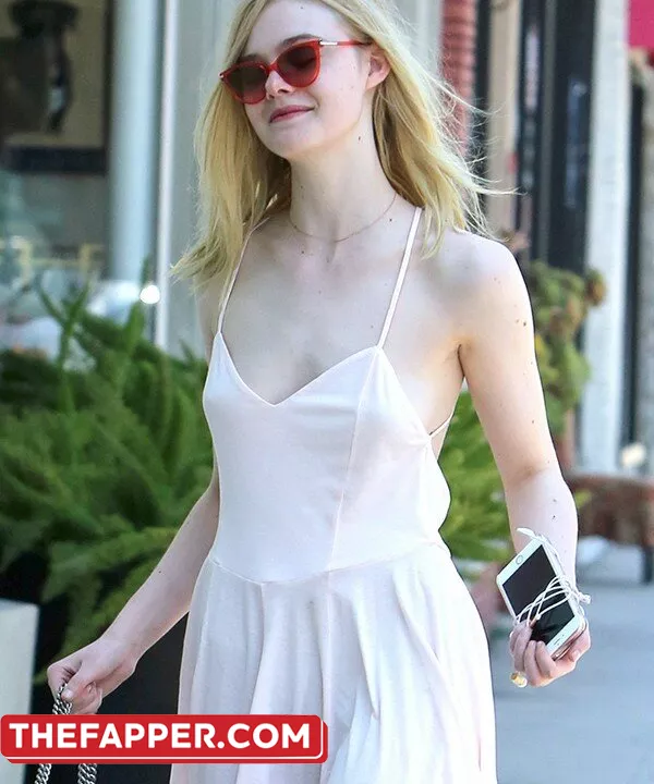 Elle Fanning  Onlyfans Leaked Nude Image #u0FOOMHSWz