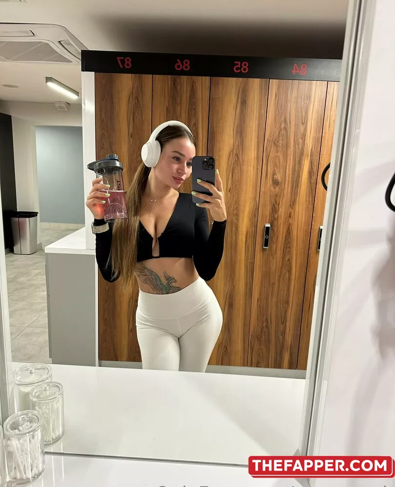 Emanovak  Onlyfans Leaked Nude Image #f5scUvu6ih