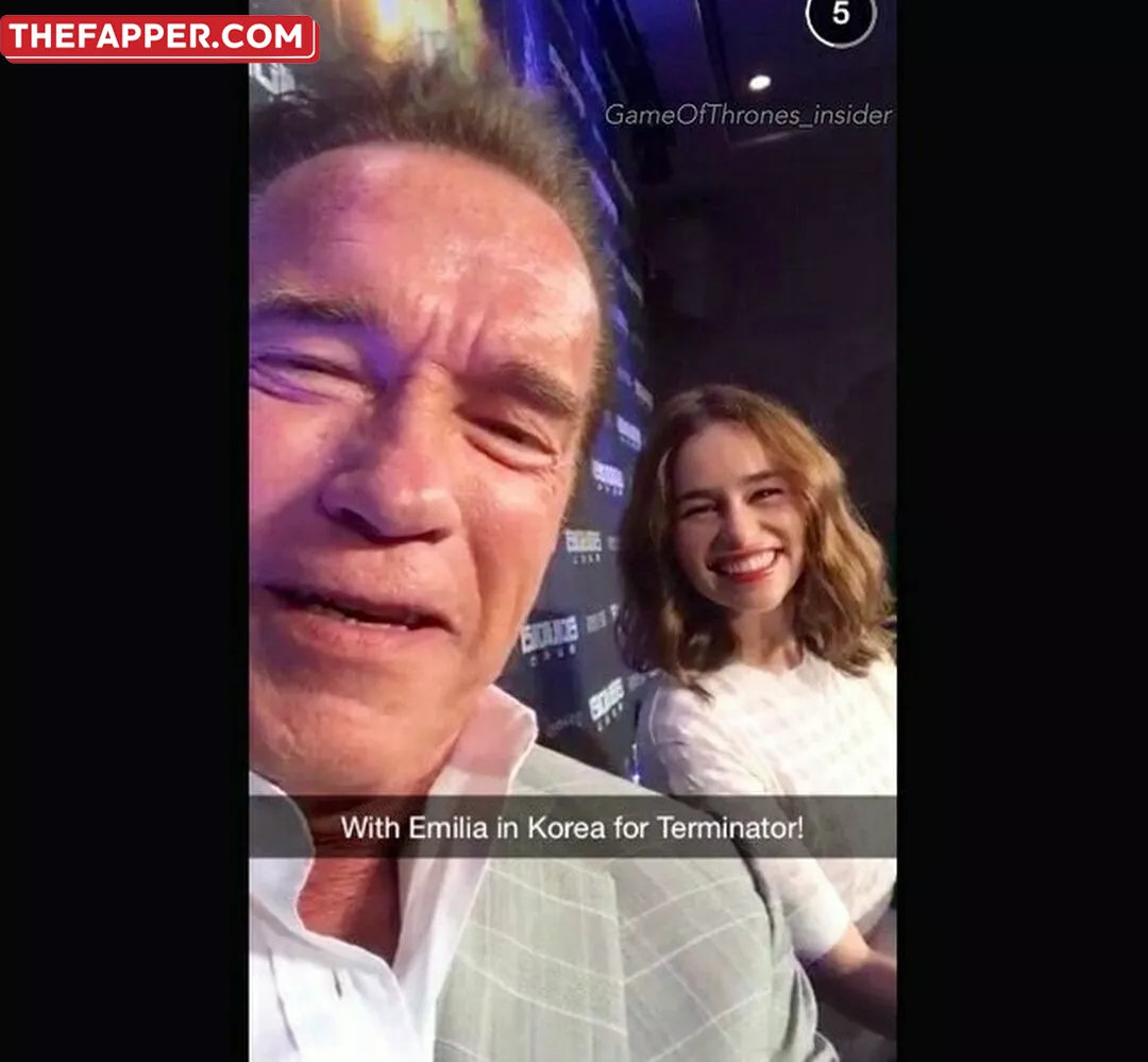 Emilia Clarke  Onlyfans Leaked Nude Image #1VtpOnSa37