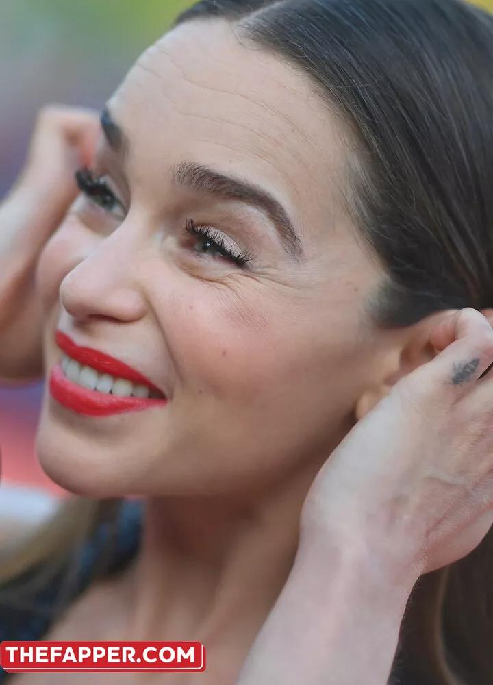 Emilia Clarke  Onlyfans Leaked Nude Image #5plnY3VLAY