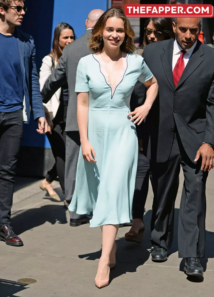 Emilia Clarke  Onlyfans Leaked Nude Image #6HvHqmop1L