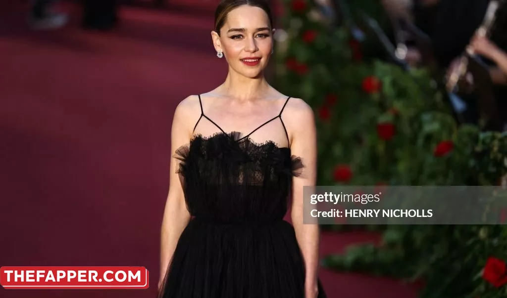 Emilia Clarke  Onlyfans Leaked Nude Image #8axVwhlN1r
