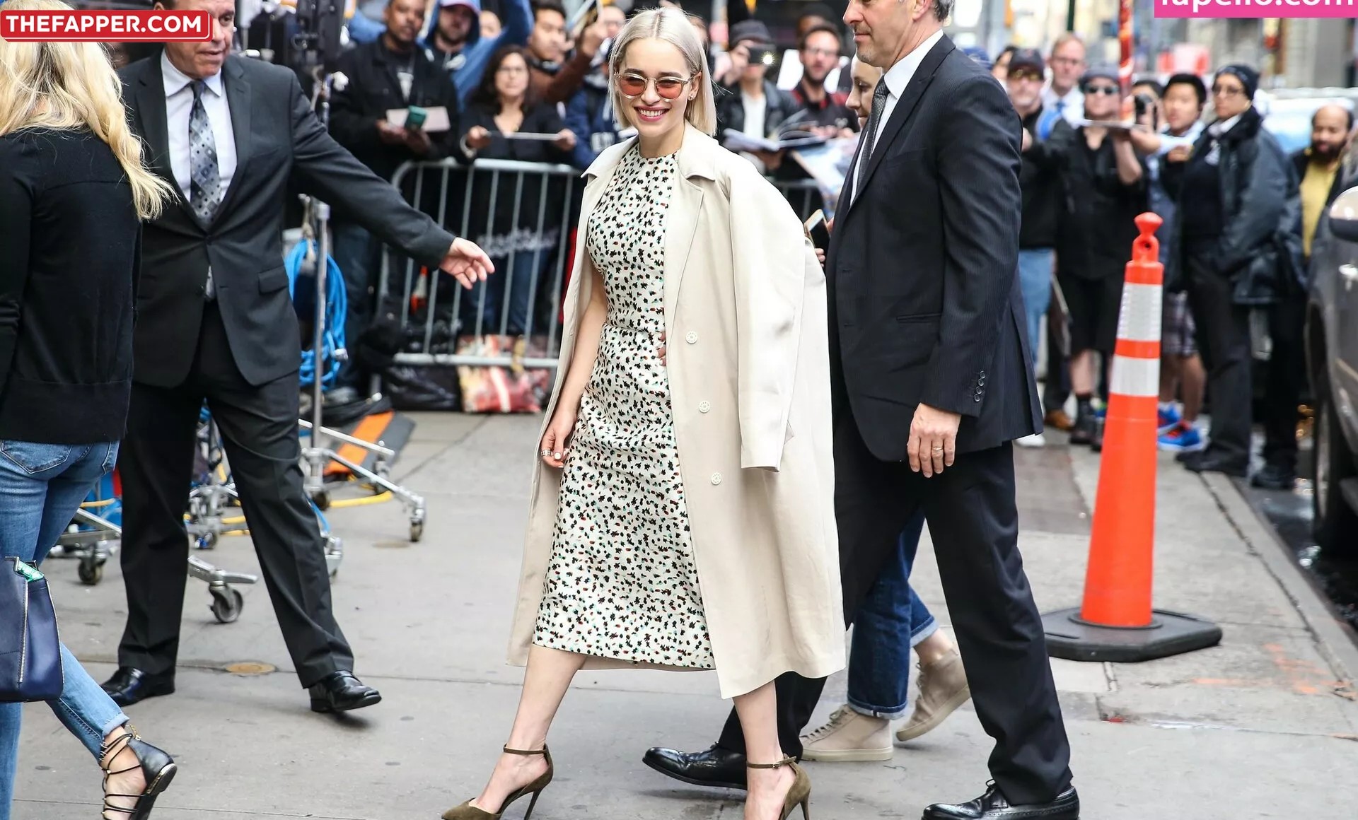 Emilia Clarke  Onlyfans Leaked Nude Image #Aj1ewhYBkA