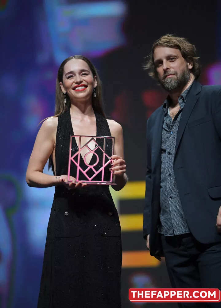 Emilia Clarke  Onlyfans Leaked Nude Image #Bbll69sGBP