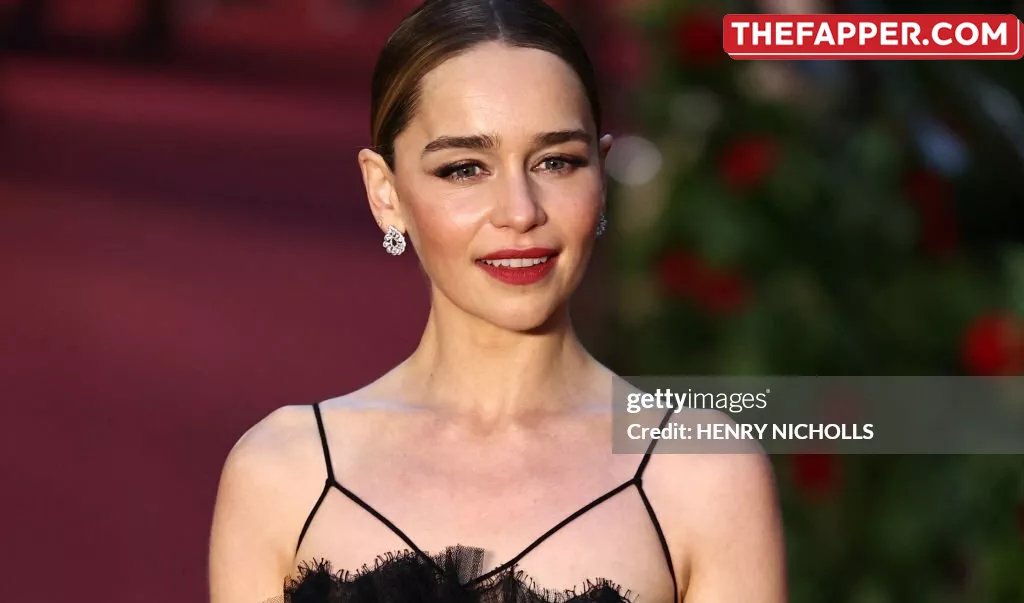 Emilia Clarke  Onlyfans Leaked Nude Image #SAA5qN78dn