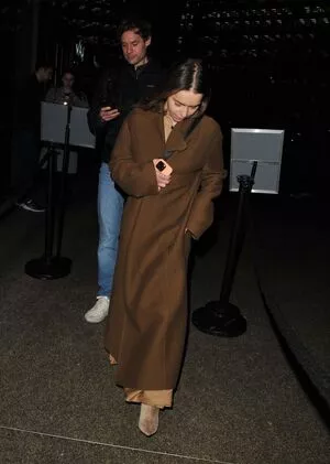 Emilia Clarke #X8xooiAk9q